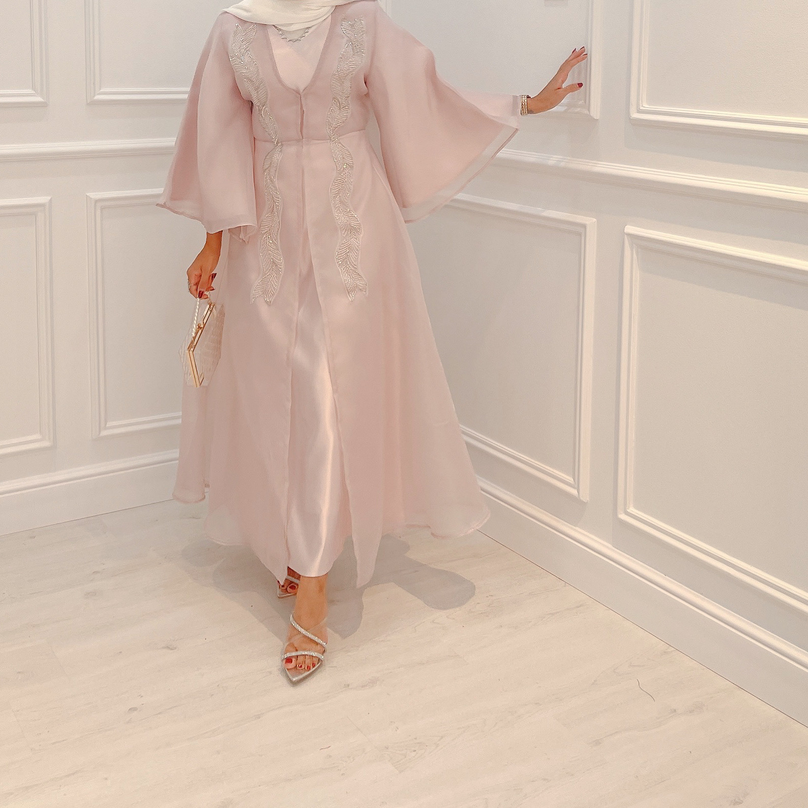 10E4AB9D-FD4E-4E58-8DEC-22B2EE87840E