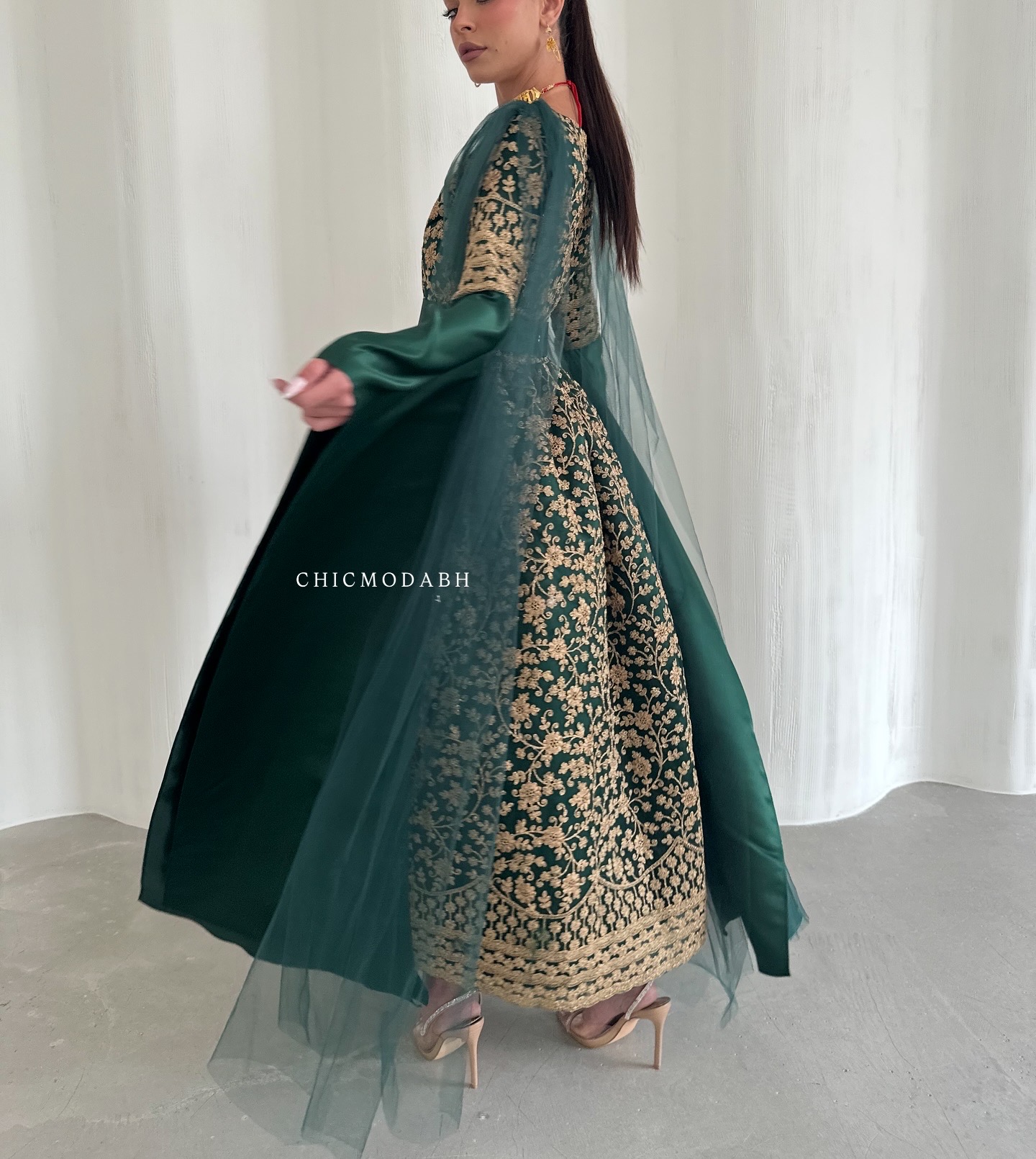 B1F39439-42C2-4839-BC6C-B8E660FADE67